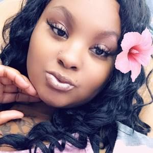 Meet your Posher, Lala